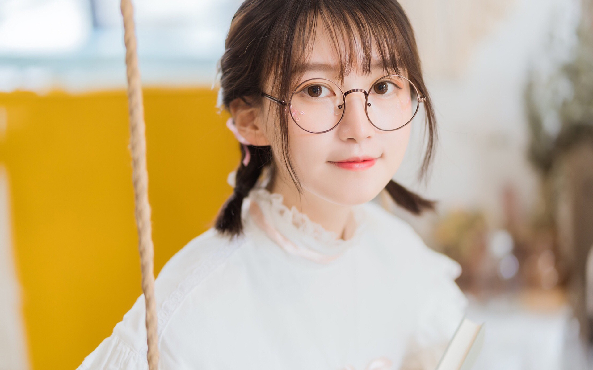 甜美清纯美女唯美高清桌面壁纸