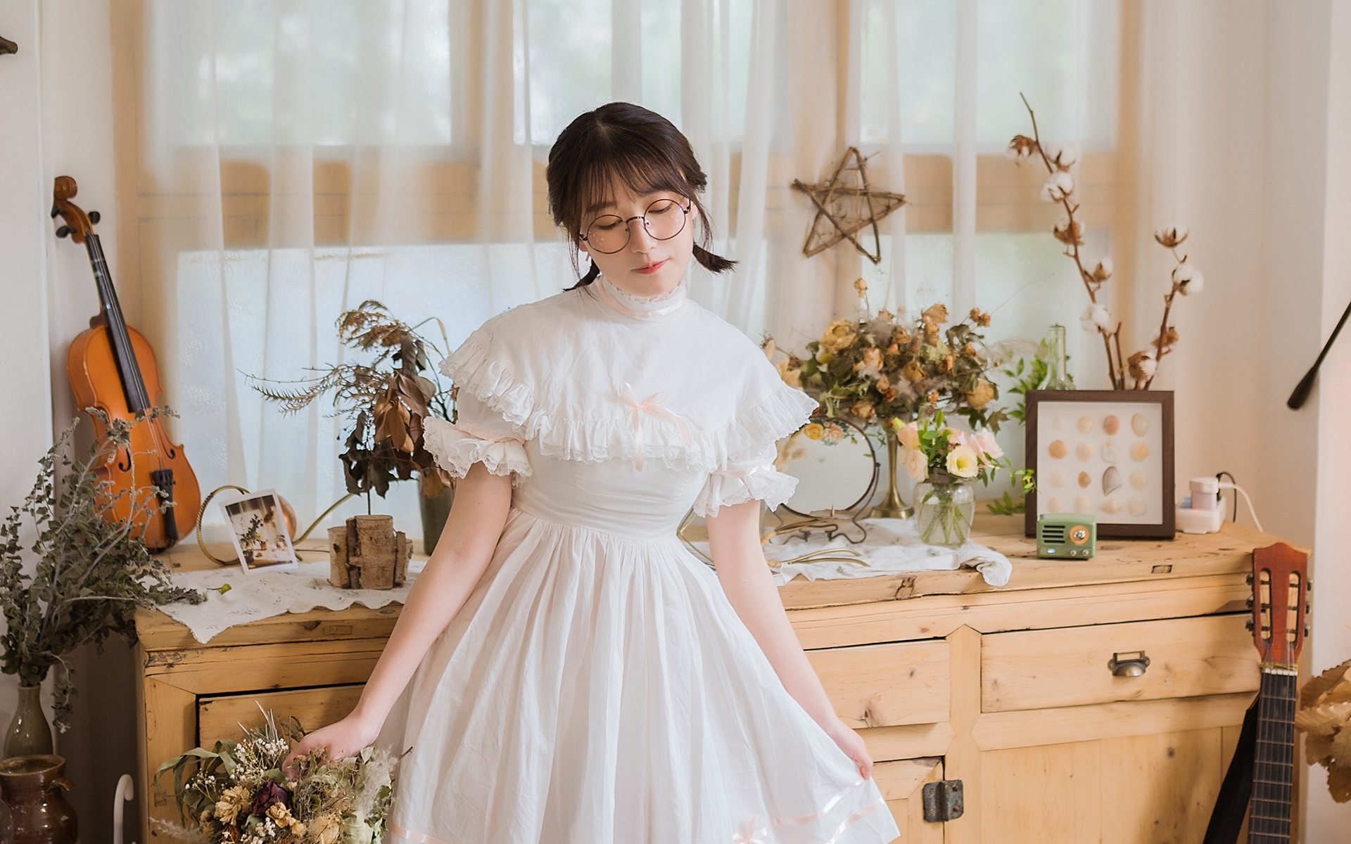 甜美清纯美女唯美高清桌面壁纸