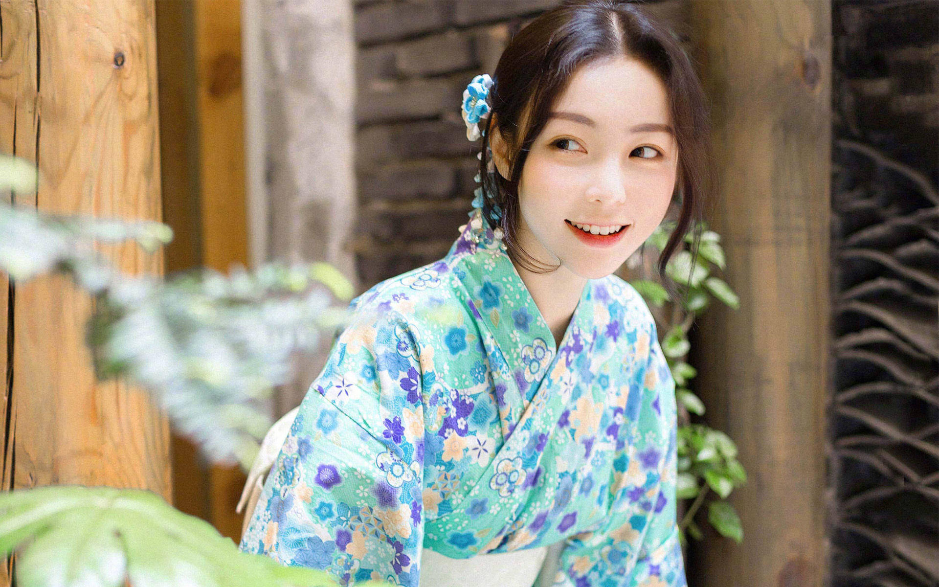 甜美日系美女清纯高清桌面壁纸