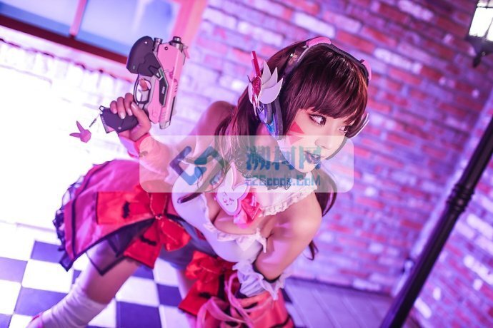 守望先锋DVa爆乳美胸cosplay图片 - 溯柯网